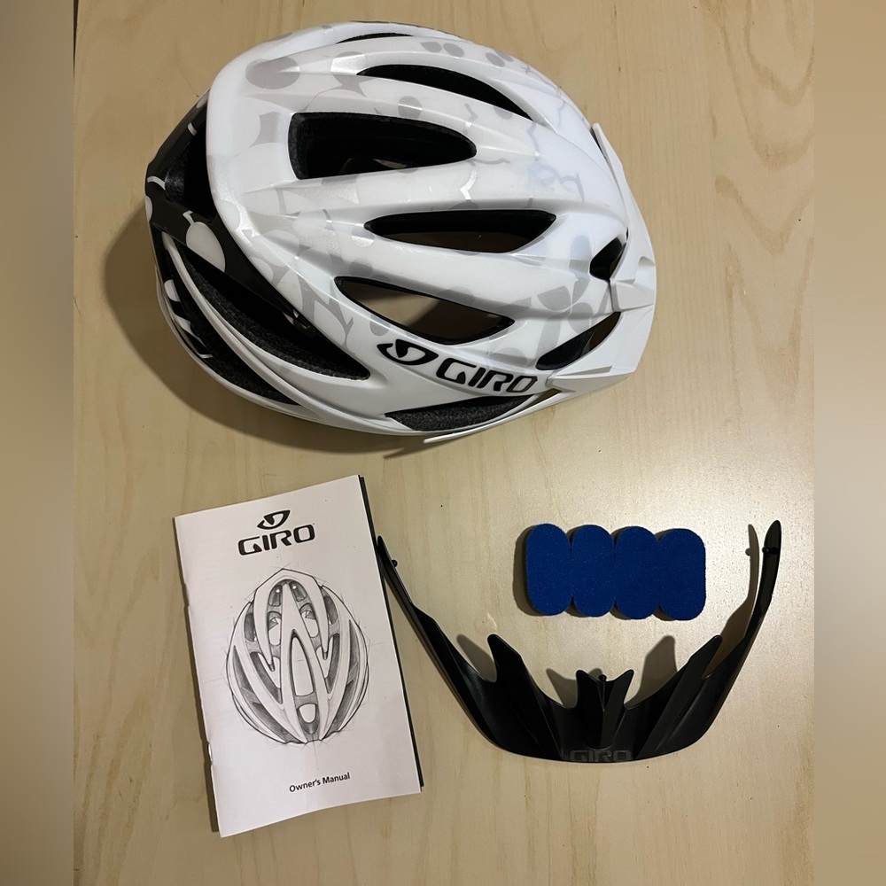 Giro Women’s Bike Helmet - White and Black